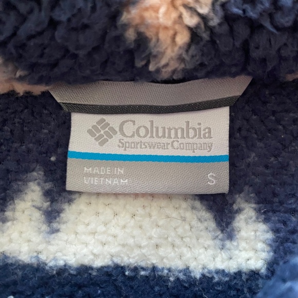 Lightly Used Columbia Sherpa Zip Up - Picture 3 of 3